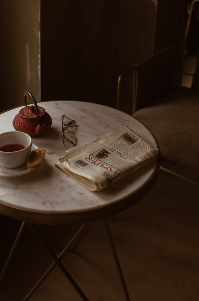 A tableturner